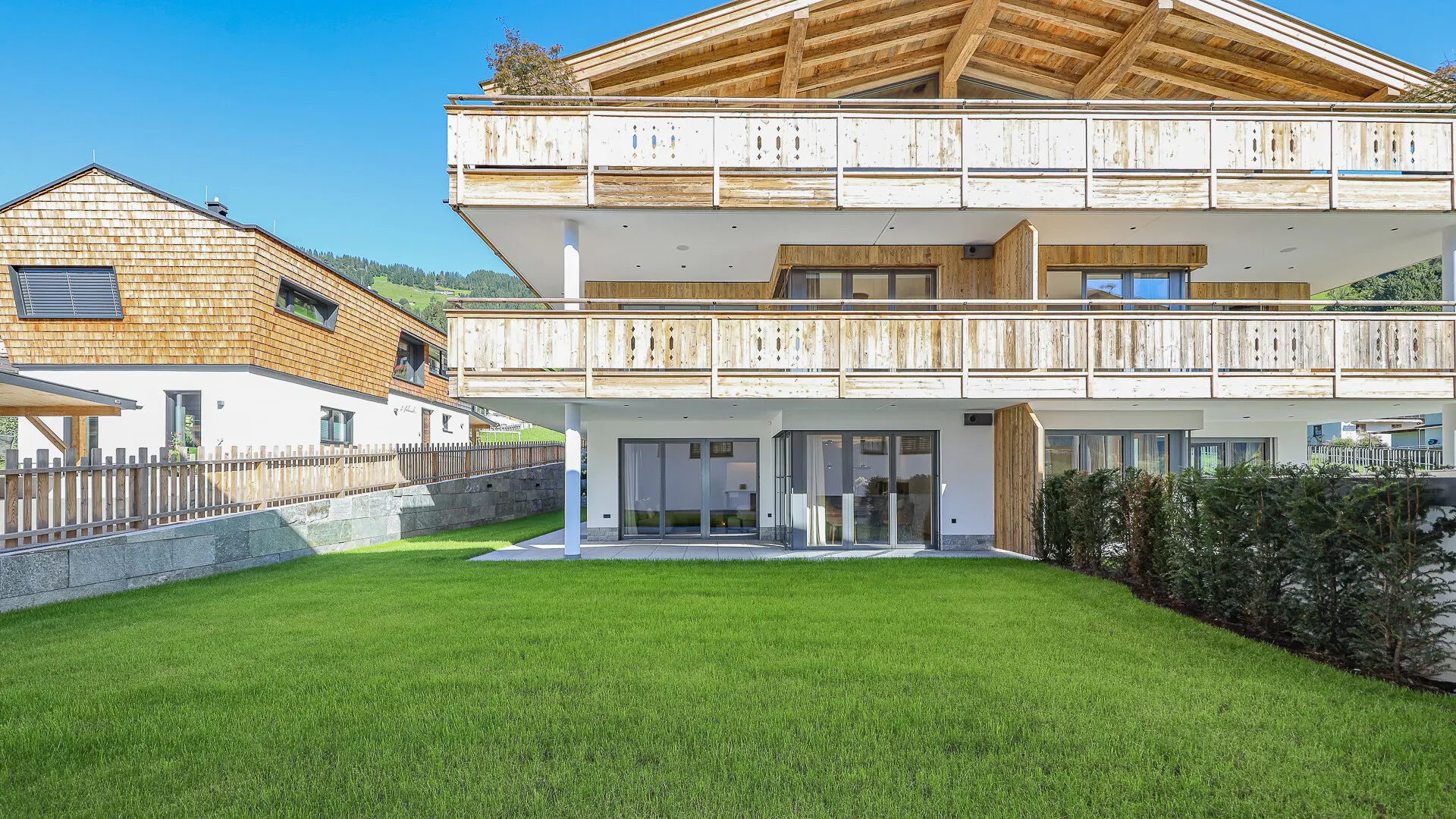 KITZIMMO-Luxuriöse Gartenwohnung mit eigenem Wellnessbereich - Immobilien Brixen.