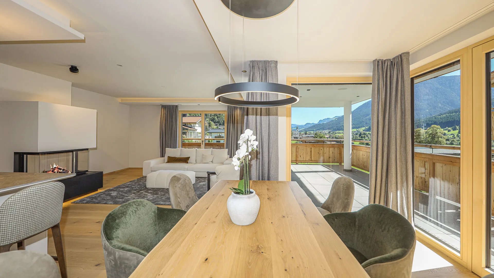 KITZIMMO-Exklusive Neubauwohnung mit traumhaftem Ausblick - Immobilien Brixen.