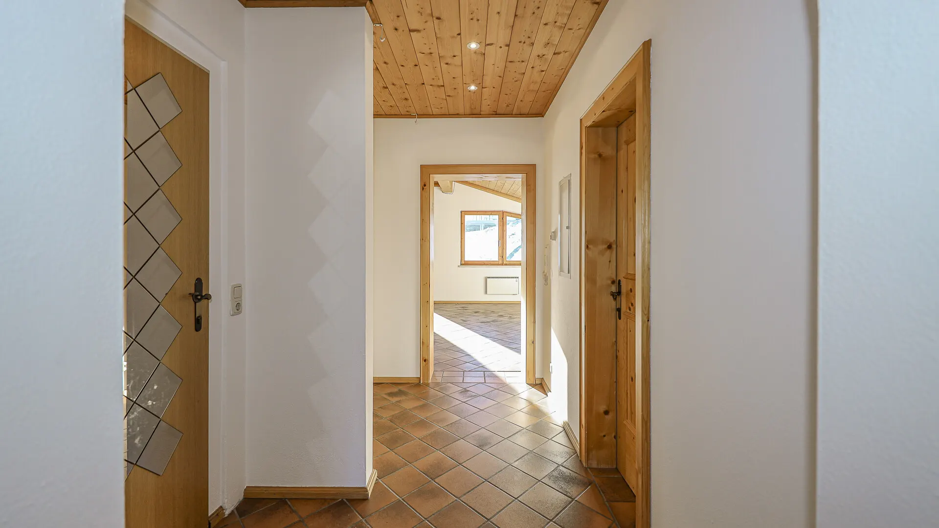 KITZIMMO-Dachgeschosswohnung in sonniger Ruhelage - Immobilien Jochberg.