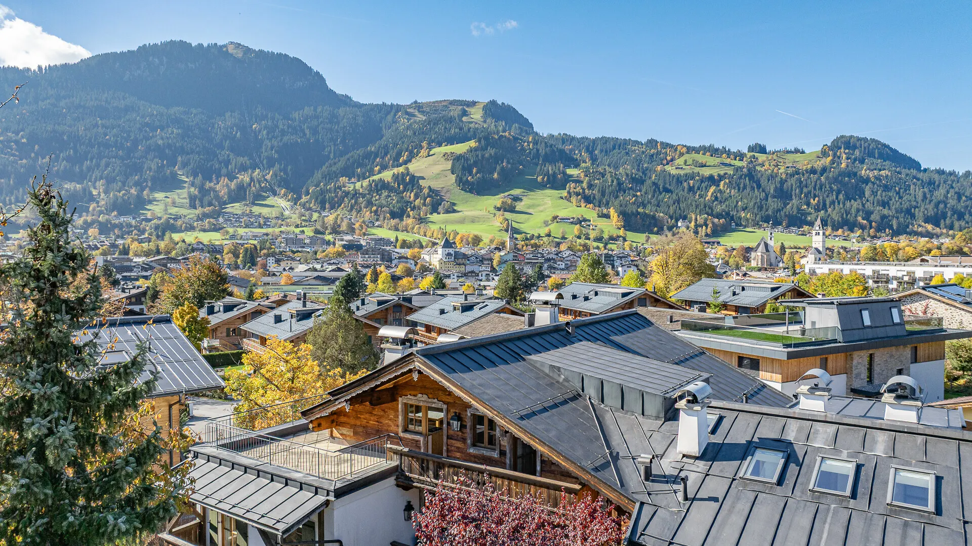 KITZIMMO-Dachgeschosswohnung in Toplage am Sonnberg kaufen - Immobilien Kitzbühel.