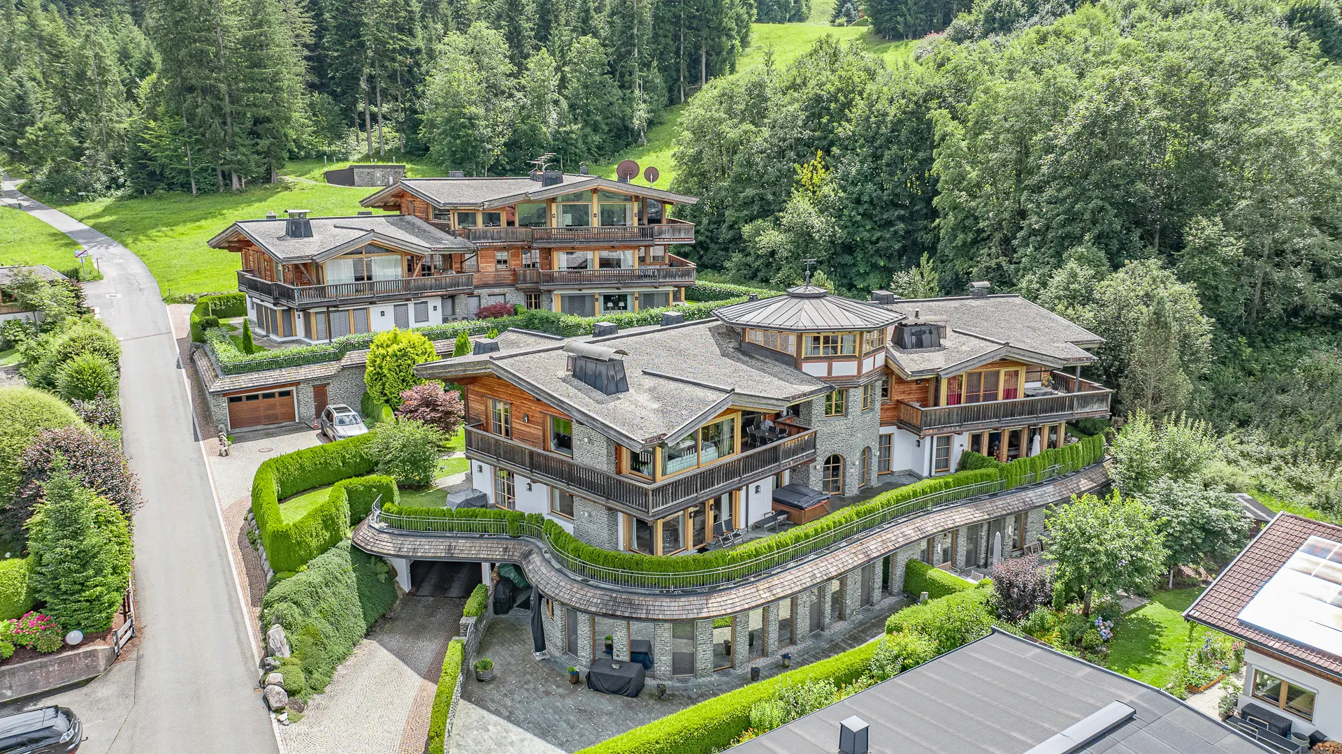 KITZIMMO-Exklusive Wohnung in luxuriöser Anlage mit Indoorpool kaufen - Immobilien Ellmau.