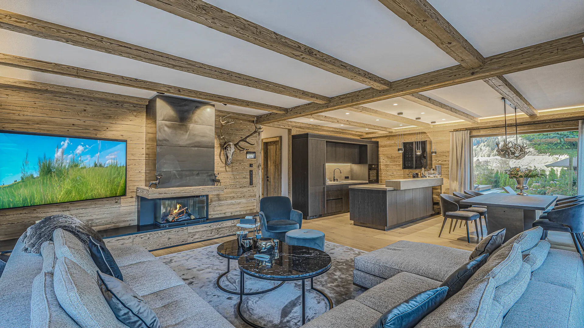 KITZIMMO-Luxuswohnung mit Pool in Toplage kaufen - Immobilie Jochberg.