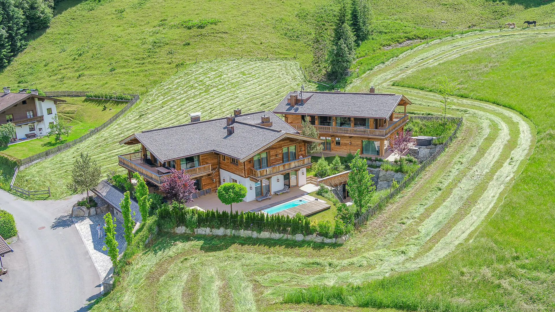 KITZIMMO-Luxuswohnung mit Pool in Toplage kaufen - Immobilie Jochberg.