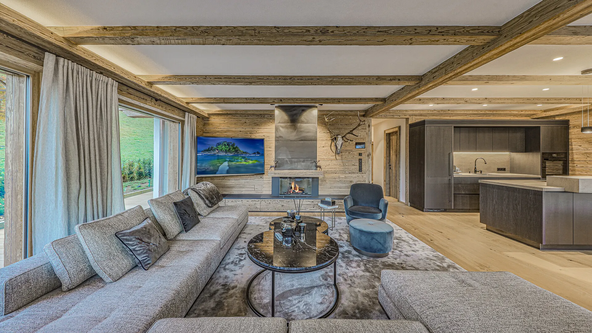 KITZIMMO-Luxuswohnung mit Pool in Toplage kaufen - Immobilie Jochberg.