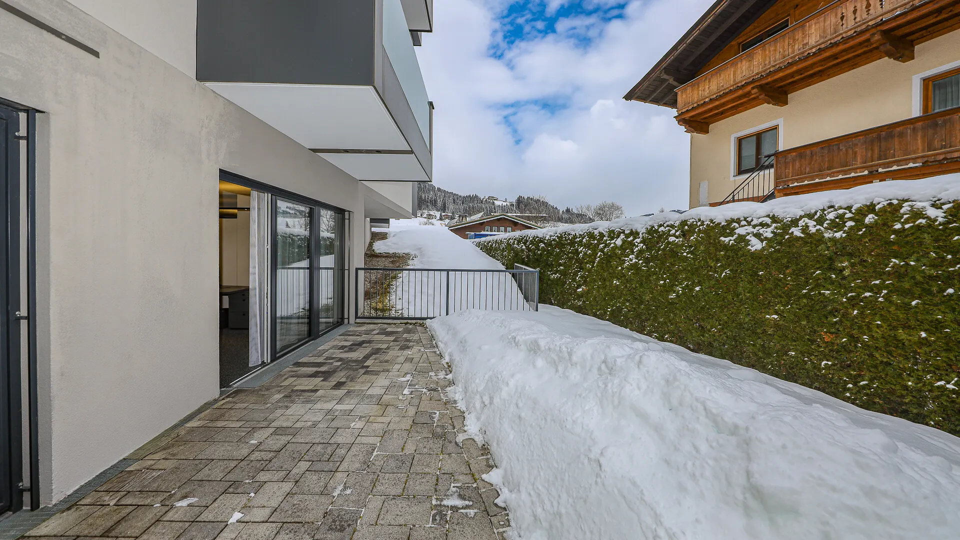 KITZIMMO-Exklusives Büro mit Wohnung kaufen - Immobilien Kirchberg.