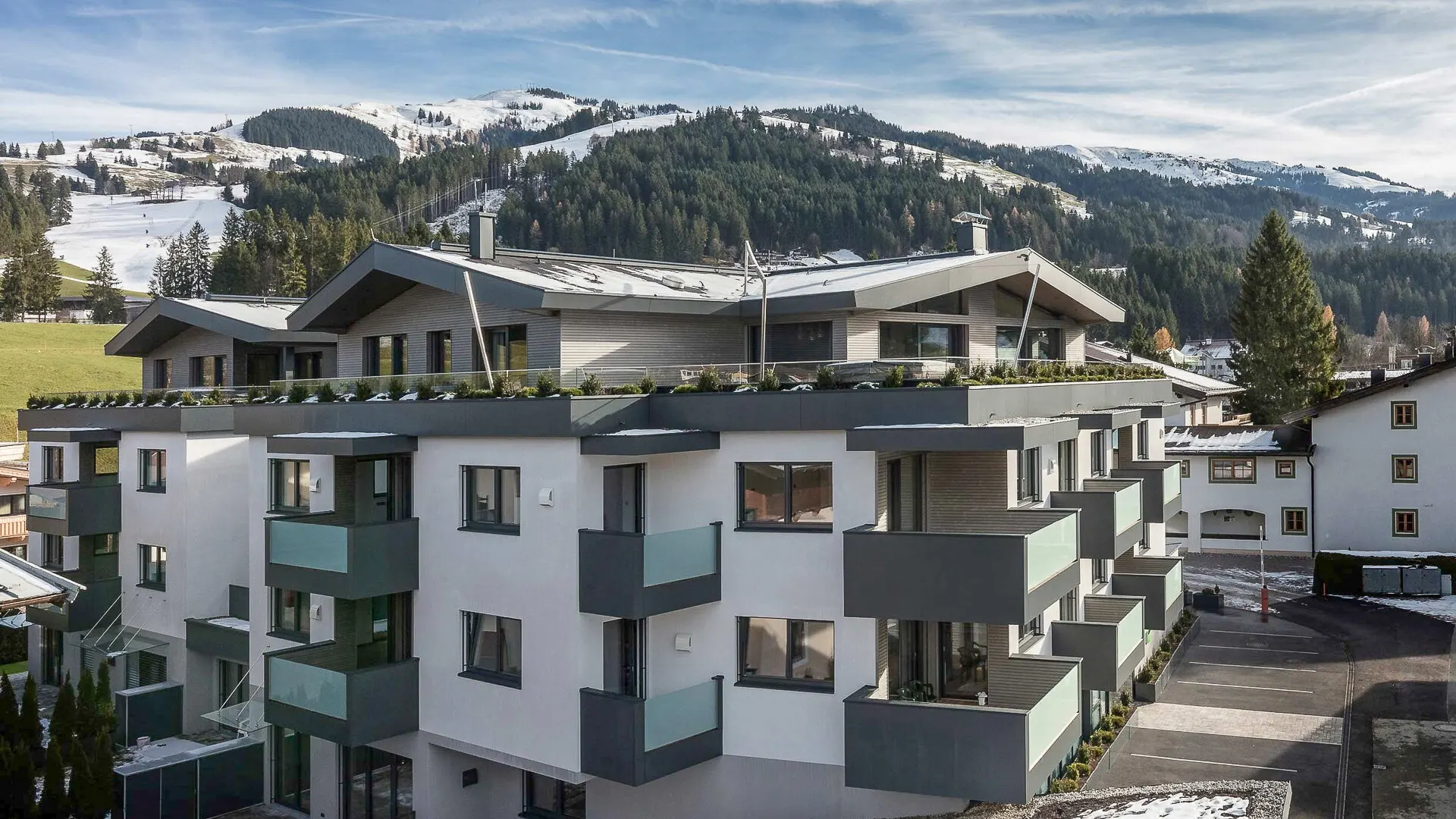 KITZIMMO-Exklusives Büro mit Wohnung kaufen - Immobilien Kirchberg.