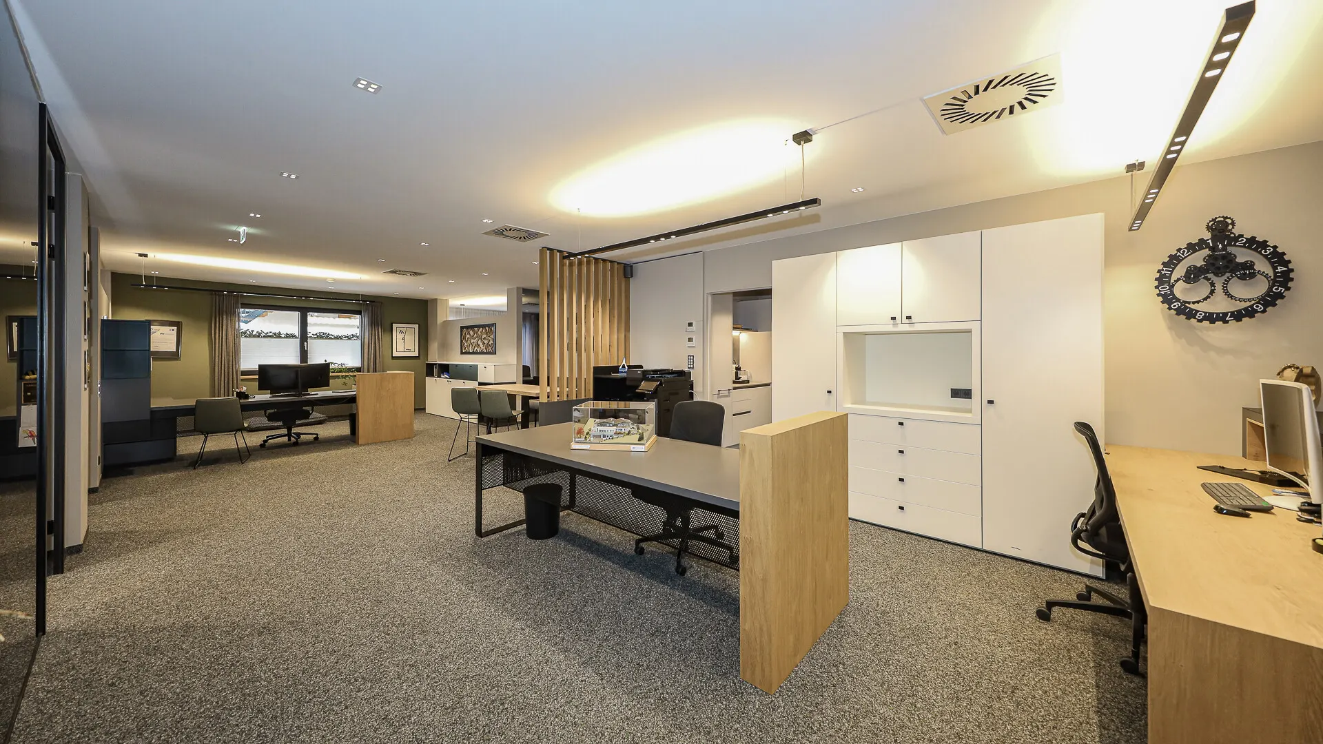 KITZIMMO-Exklusives Büro mit Wohnung kaufen - Immobilien Kirchberg.