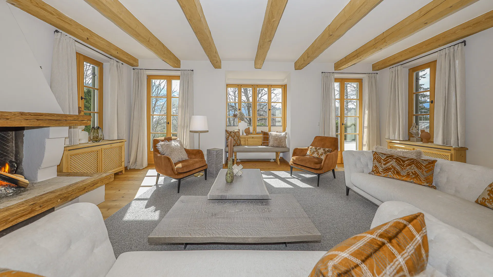 KITZIMMO-Exklusives Landhaus mit Pool in bester Lage - Immobilien Kitzbühel.