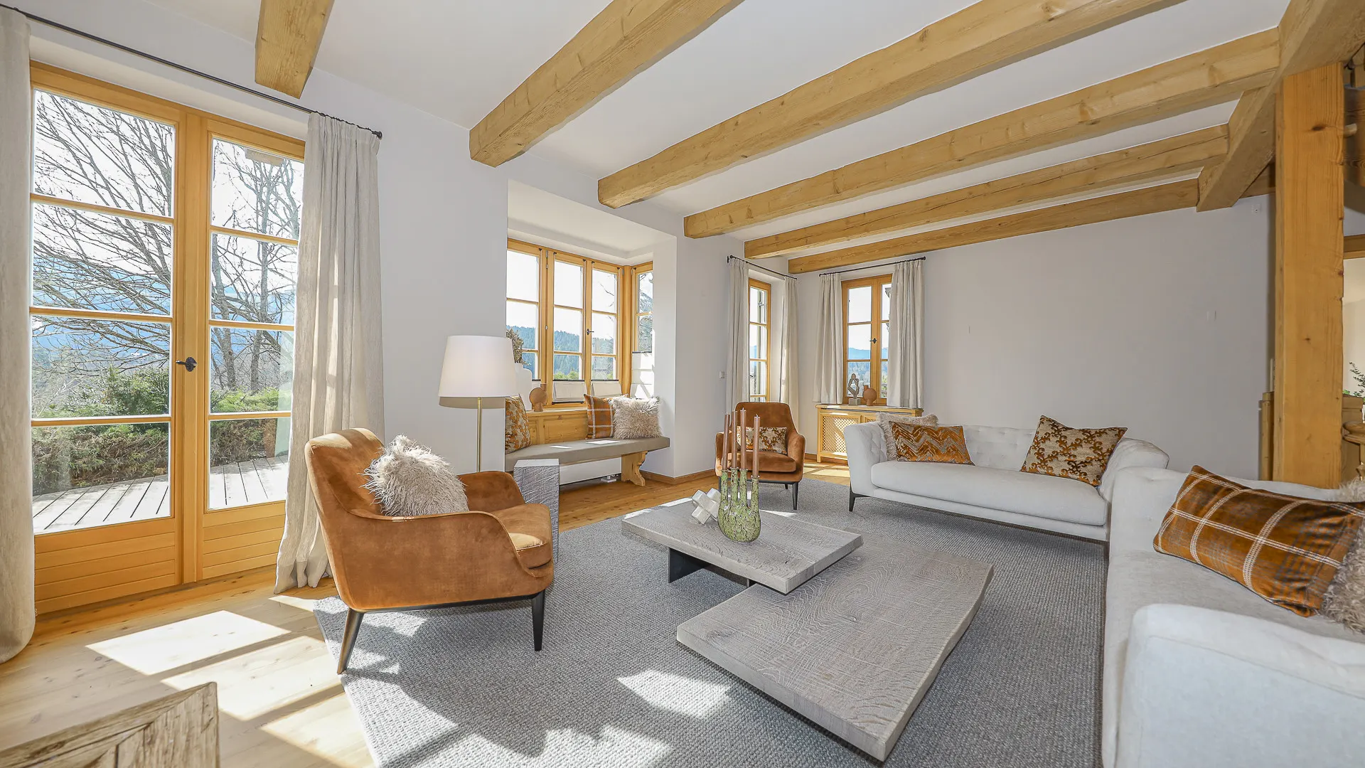 KITZIMMO-Exklusives Landhaus mit Pool in bester Lage - Immobilien Kitzbühel.