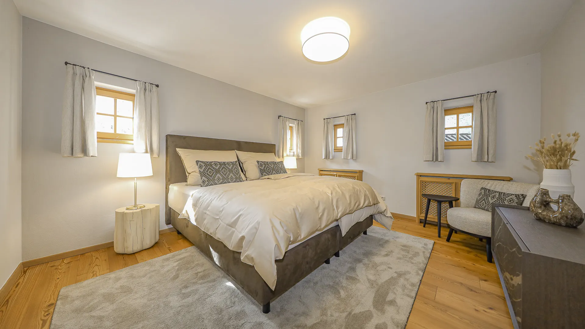 KITZIMMO-Exklusives Landhaus mit Pool in bester Lage - Immobilien Kitzbühel.