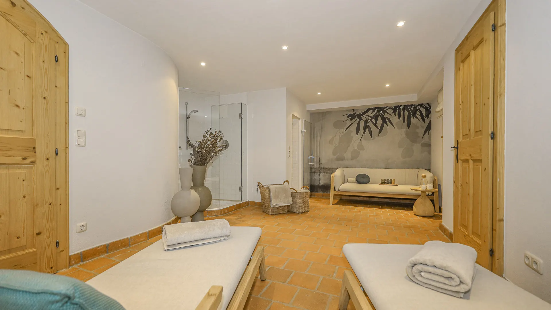 KITZIMMO-Exklusives Landhaus mit Pool in bester Lage - Immobilien Kitzbühel.
