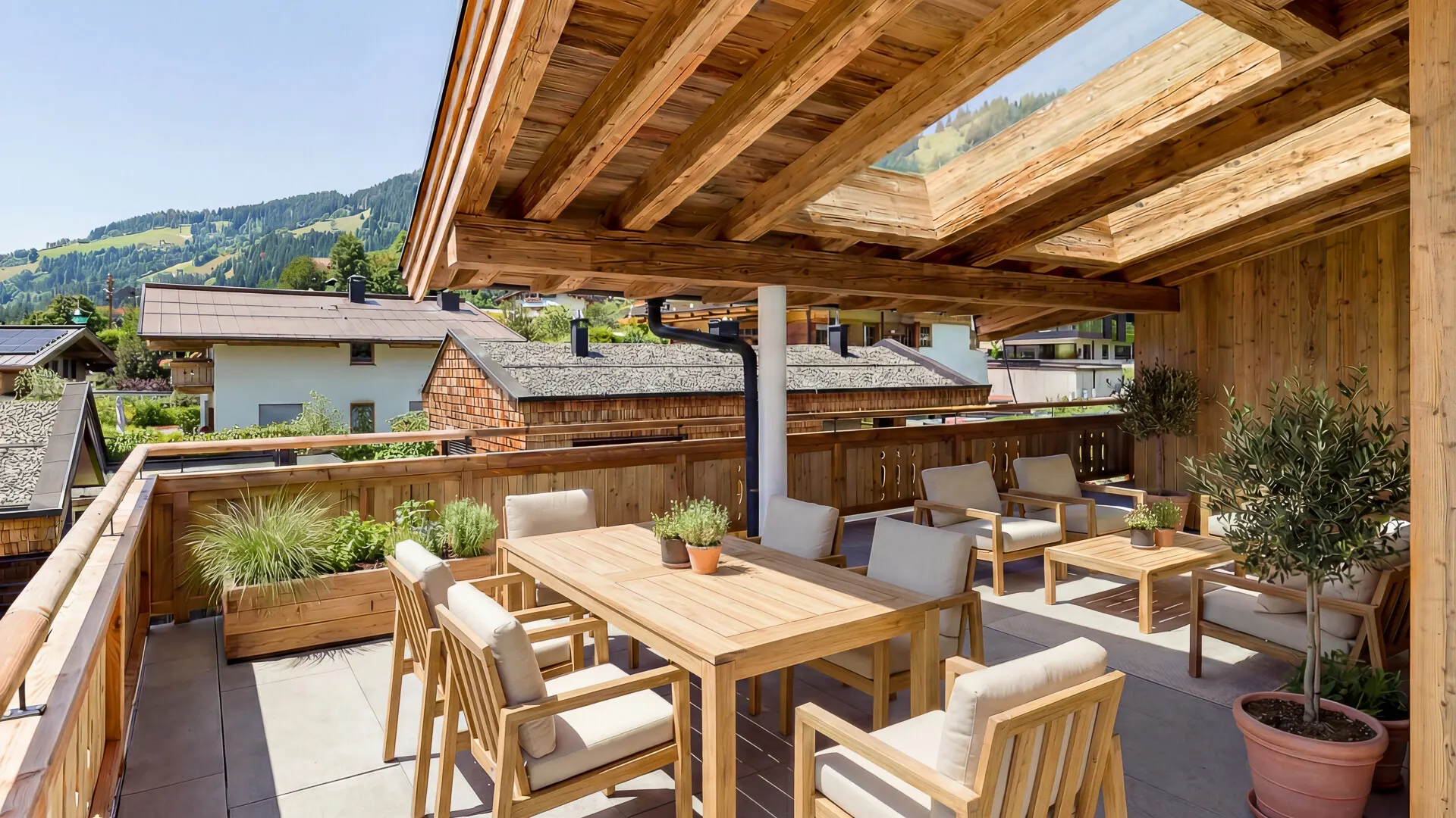 KITZIMMO-Luxuspenthouse sonniger Toplage mit Panorama-Ausblick - Immobilien Brixen.