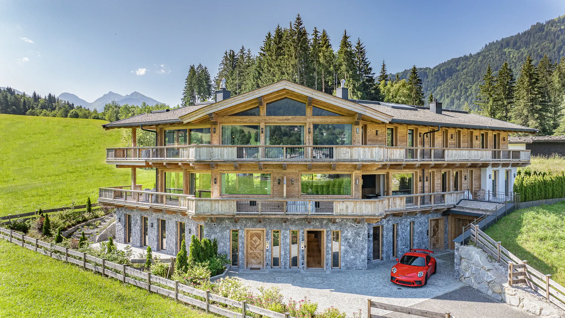 KITZIMMO-Luxuswohnung in Toplage auf der Bichlalm kaufen - Immobilien Kitzbühel.