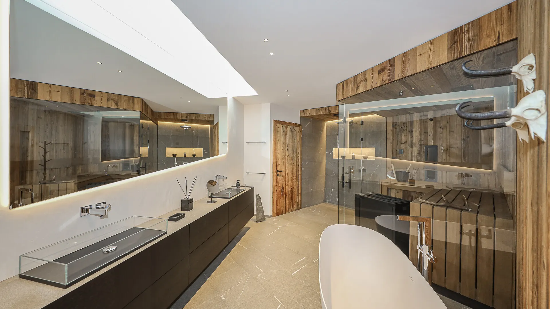 KITZIMMO-Luxuswohnung in Toplage auf der Bichlalm kaufen - Immobilien Kitzbühel.