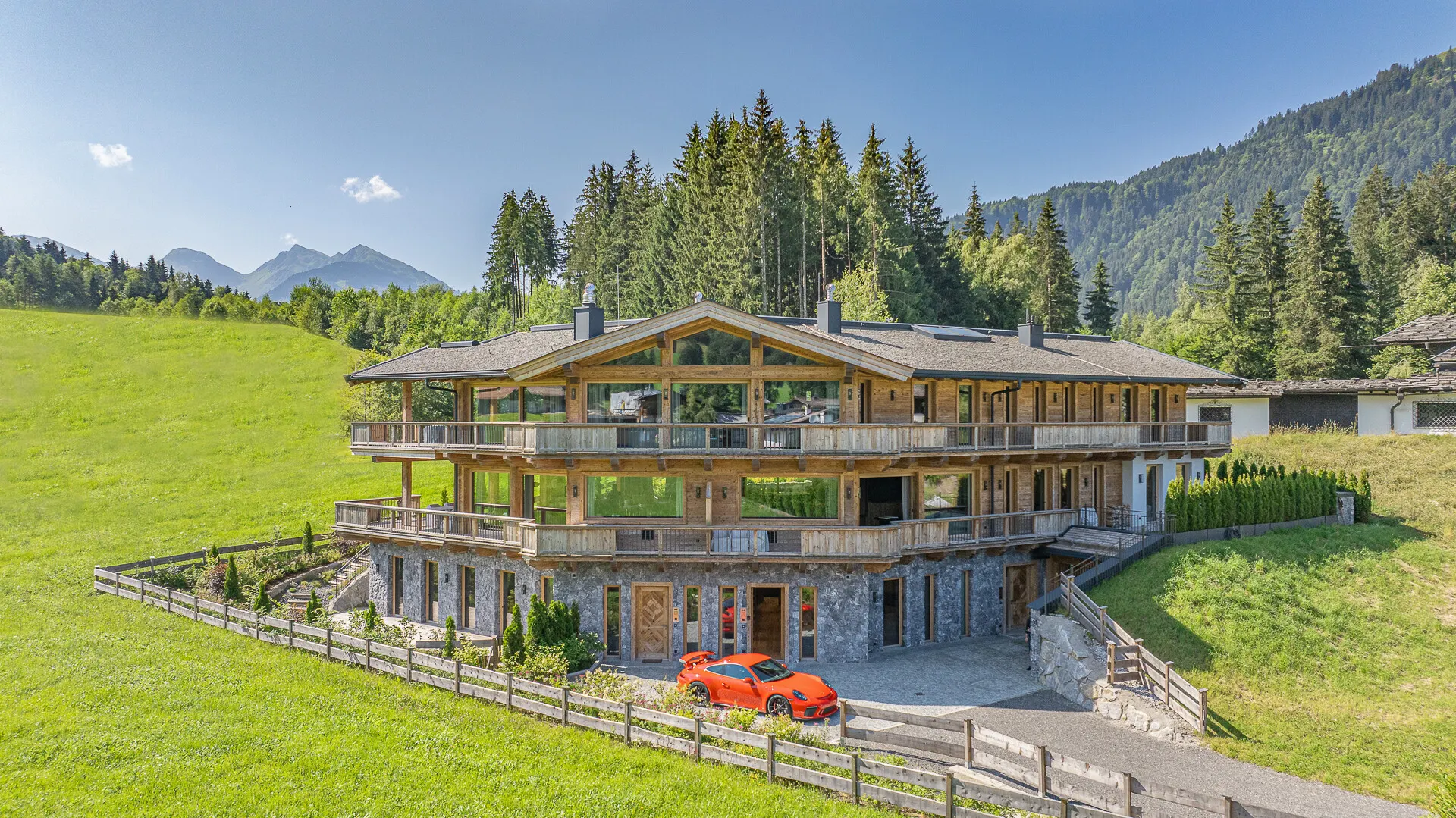KITZIMMO-Luxuswohnung in Toplage auf der Bichlalm kaufen - Immobilien Kitzbühel.