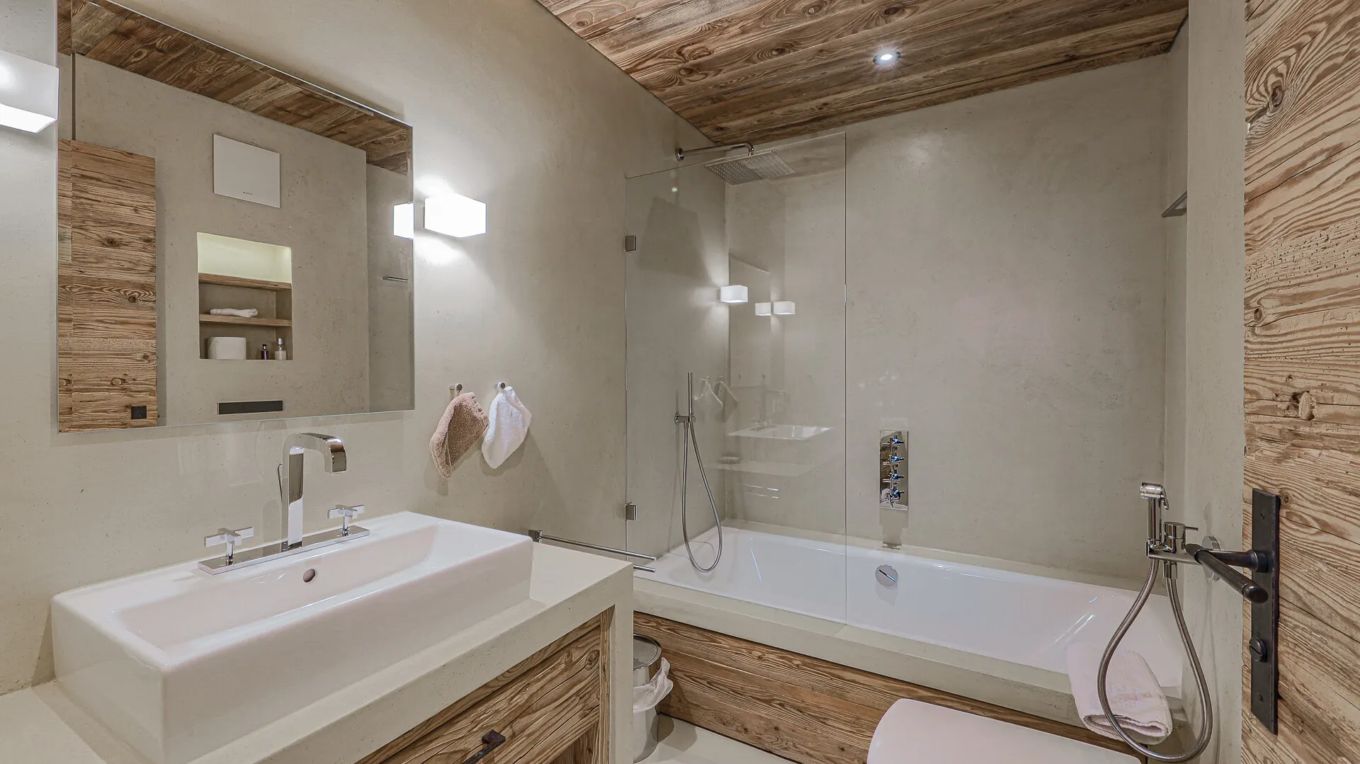 KITZIMMO-Luxus-Stadtvilla in Kitzbühel.-14