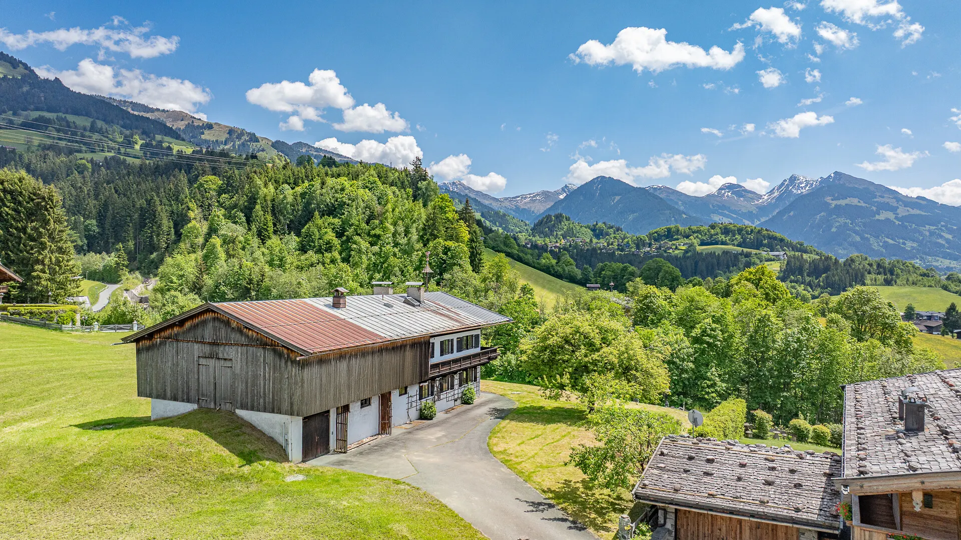 KITZIMMO-Luxusanwesen in bester Lage kaufen - Immobilien Kitzbühel.-6 16.51.04