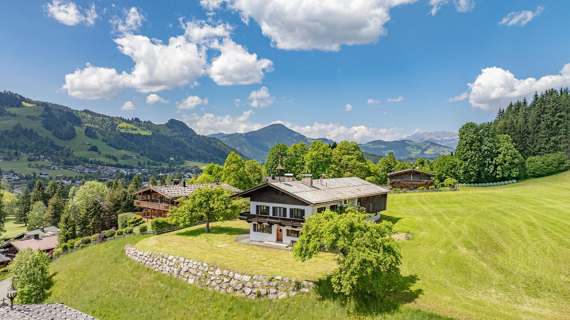 KITZIMMO-Luxusanwesen in bester Lage kaufen - Immobilien Kitzbühel.