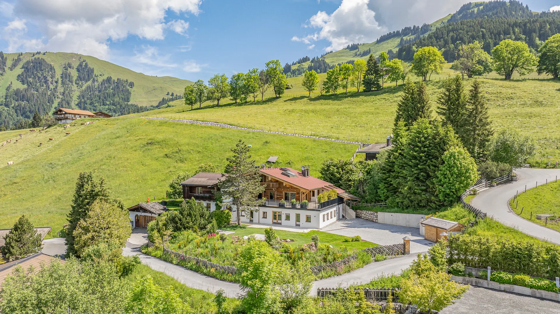 KITZIMMO-Anwesen in Toplage auf der Bichlalm kaufen - Immobilien Kitzbühel.-3