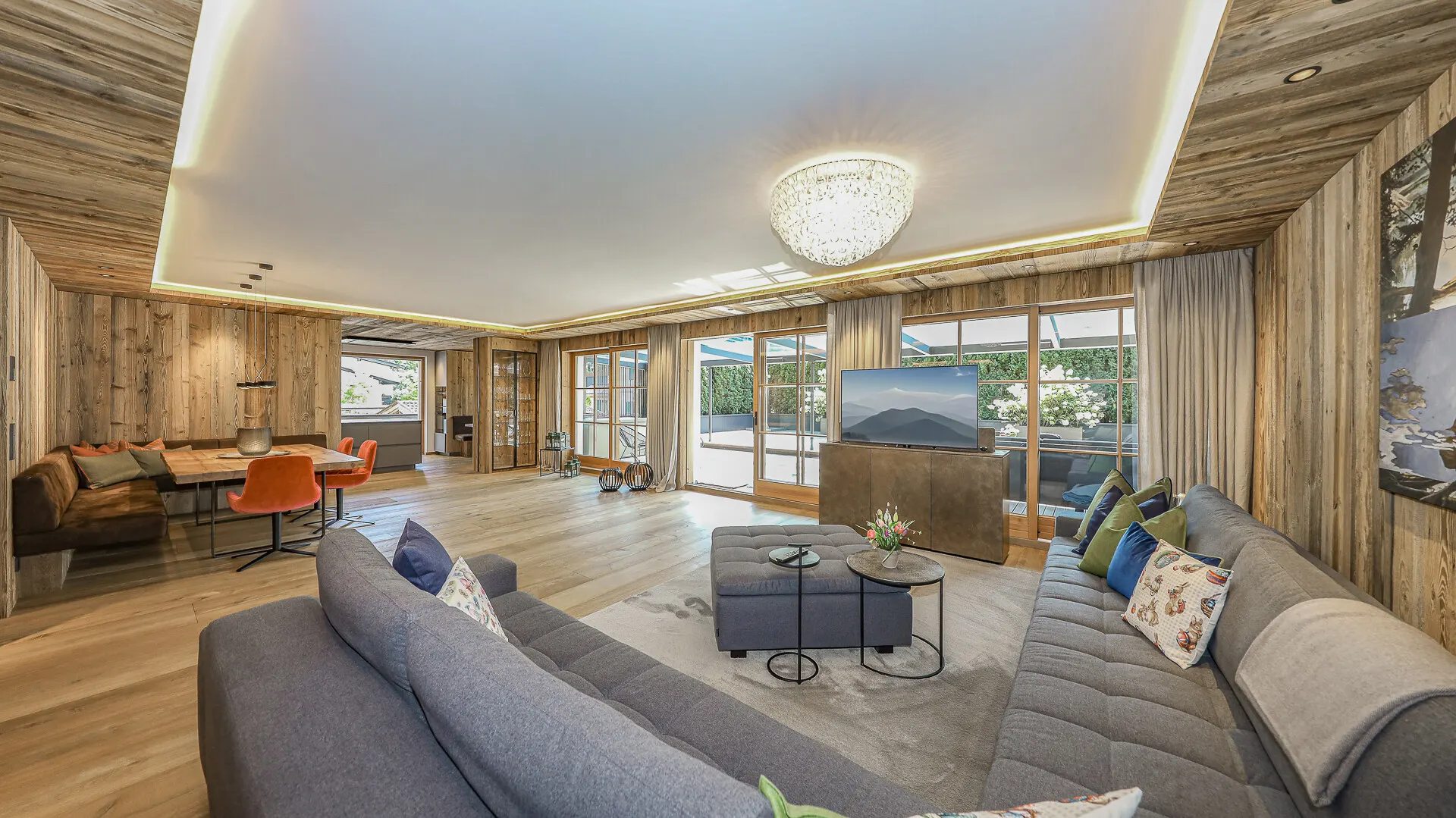 KITZIMMO-Luxuswohnung mit Pool in zentraler Toplage - Immobilien Kitzbühel.-4-7