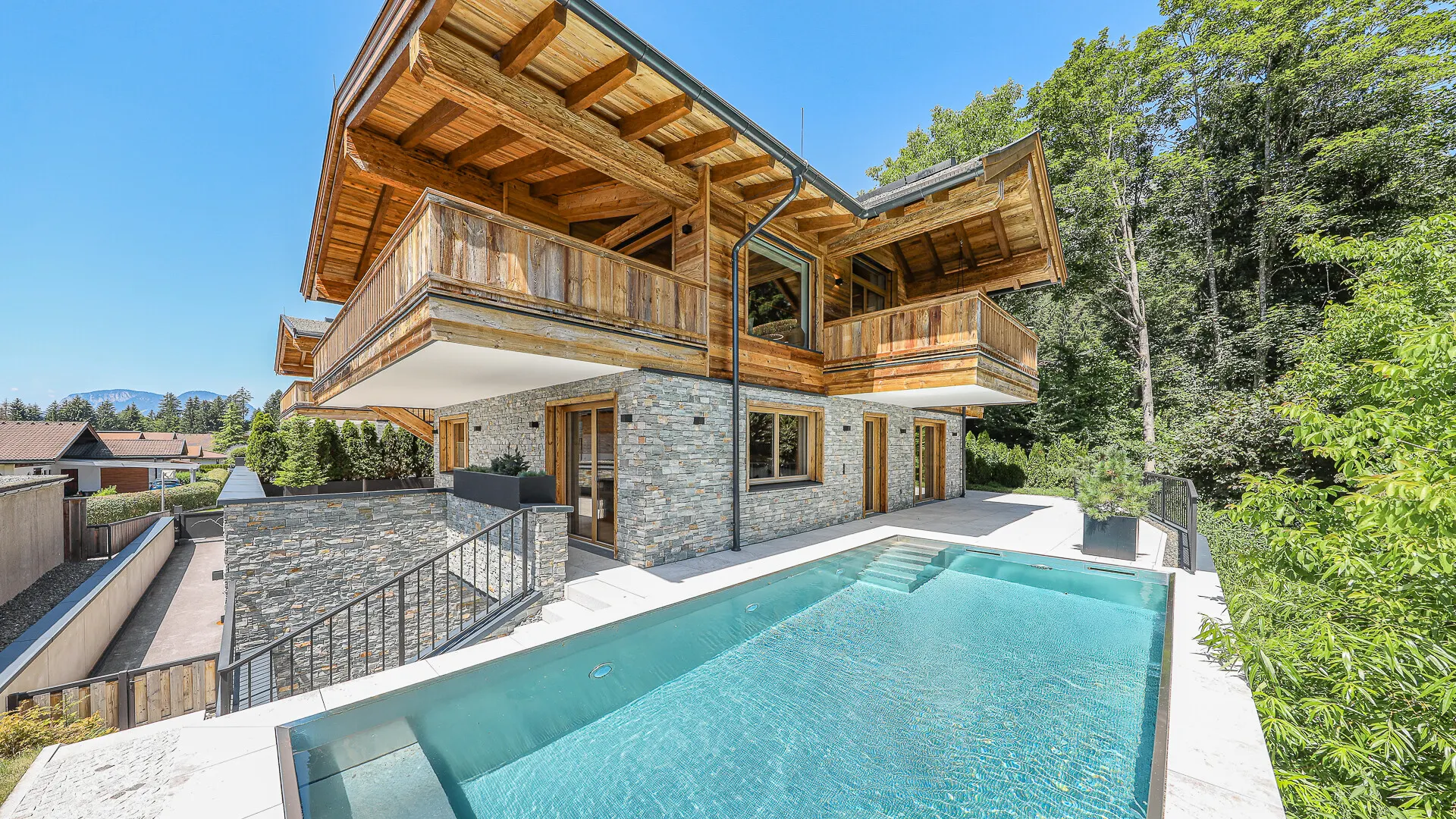 KITZIMMO-Luxus-Neubauvilla mit Pool in Toplage kaufen - Immobilien Ellmau.-5