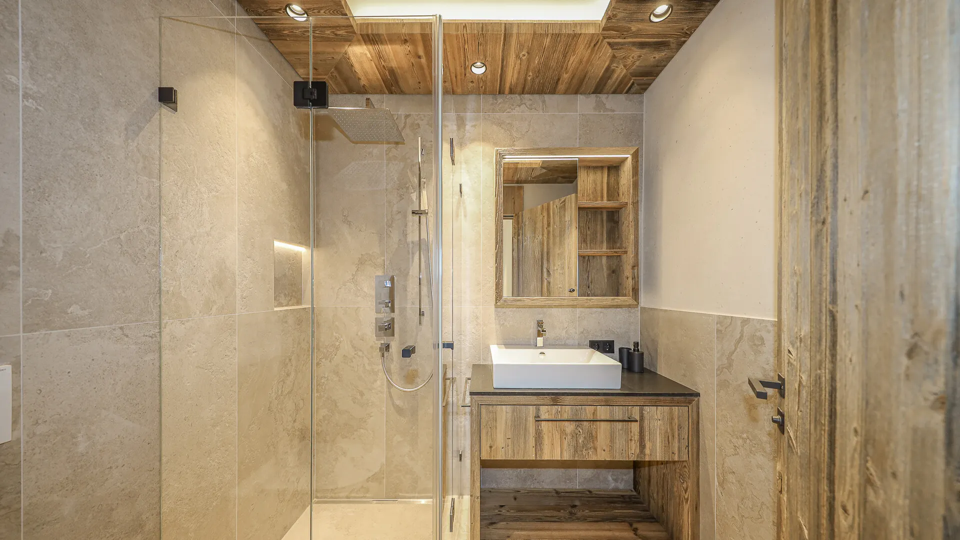 KITZIMMO-Luxus-Neubauvilla mit Pool in Toplage kaufen - Immobilien Ellmau.-29