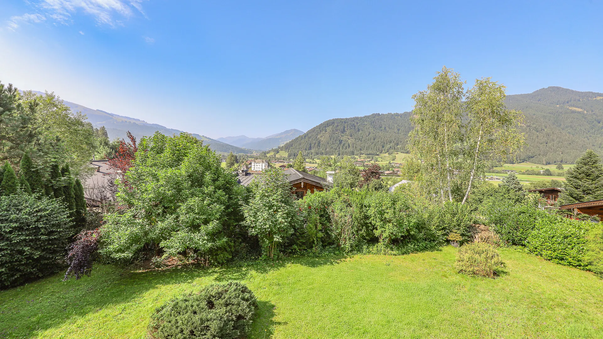 KITZIMMO-Chalet Landhausvilla in Toplage kaufen - Immobilien Reith bei Kitzbühel.