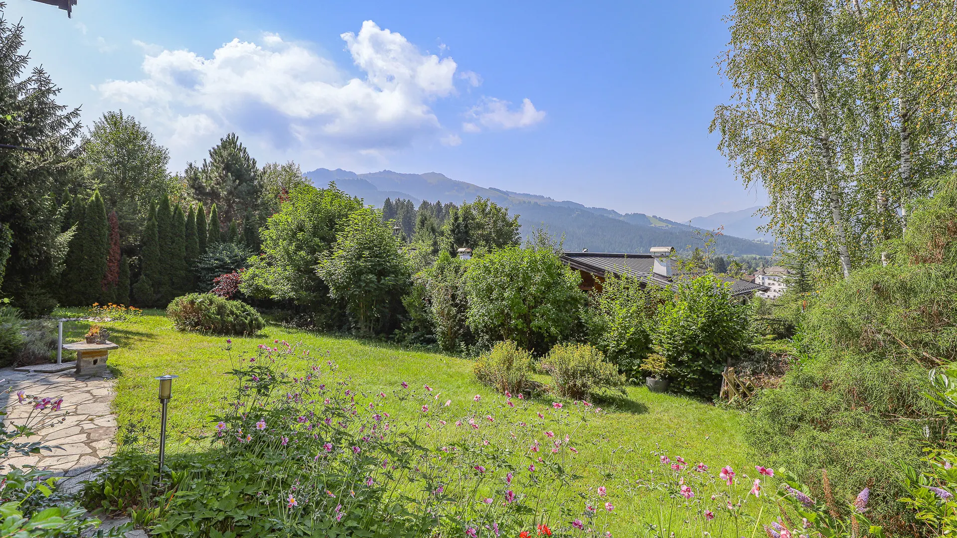 KITZIMMO-Chalet Landhausvilla in Toplage kaufen - Immobilien Reith bei Kitzbühel.