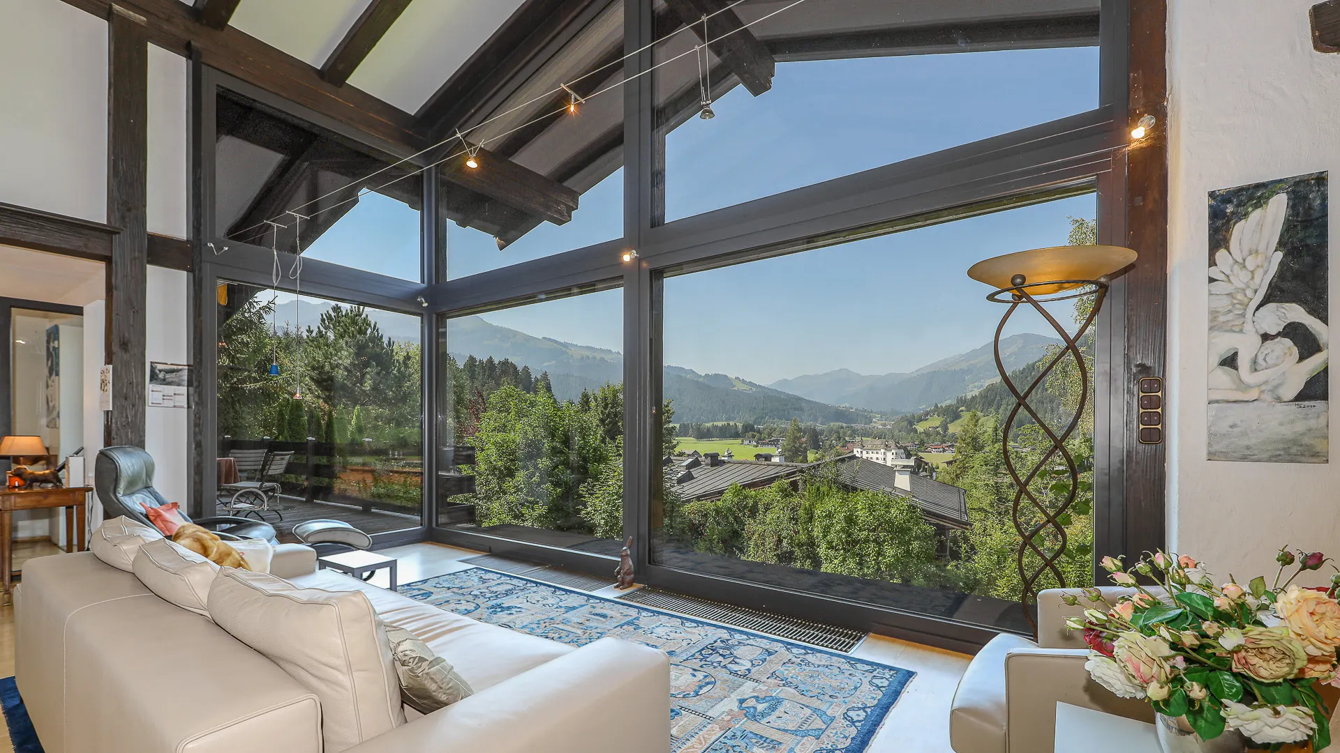 KITZIMMO-Chalet Landhausvilla in Toplage kaufen - Immobilien Reith bei Kitzbühel.