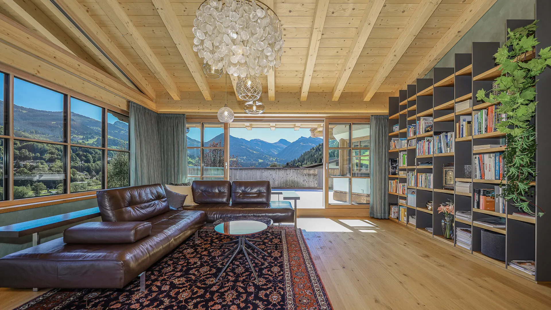 KITZIMMO-Exklusives Landhaus in traumhafter & unverbaubarer Aussichtslage - Immobilien Kitzbühel.-13