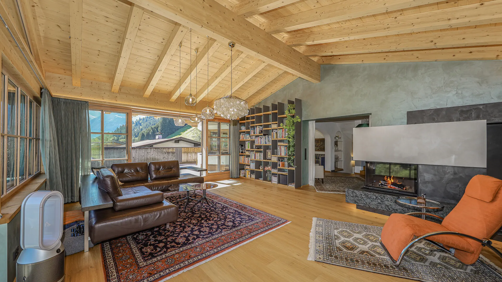 KITZIMMO-Exklusives Landhaus in traumhafter & unverbaubarer Aussichtslage - Immobilien Kitzbühel.-16