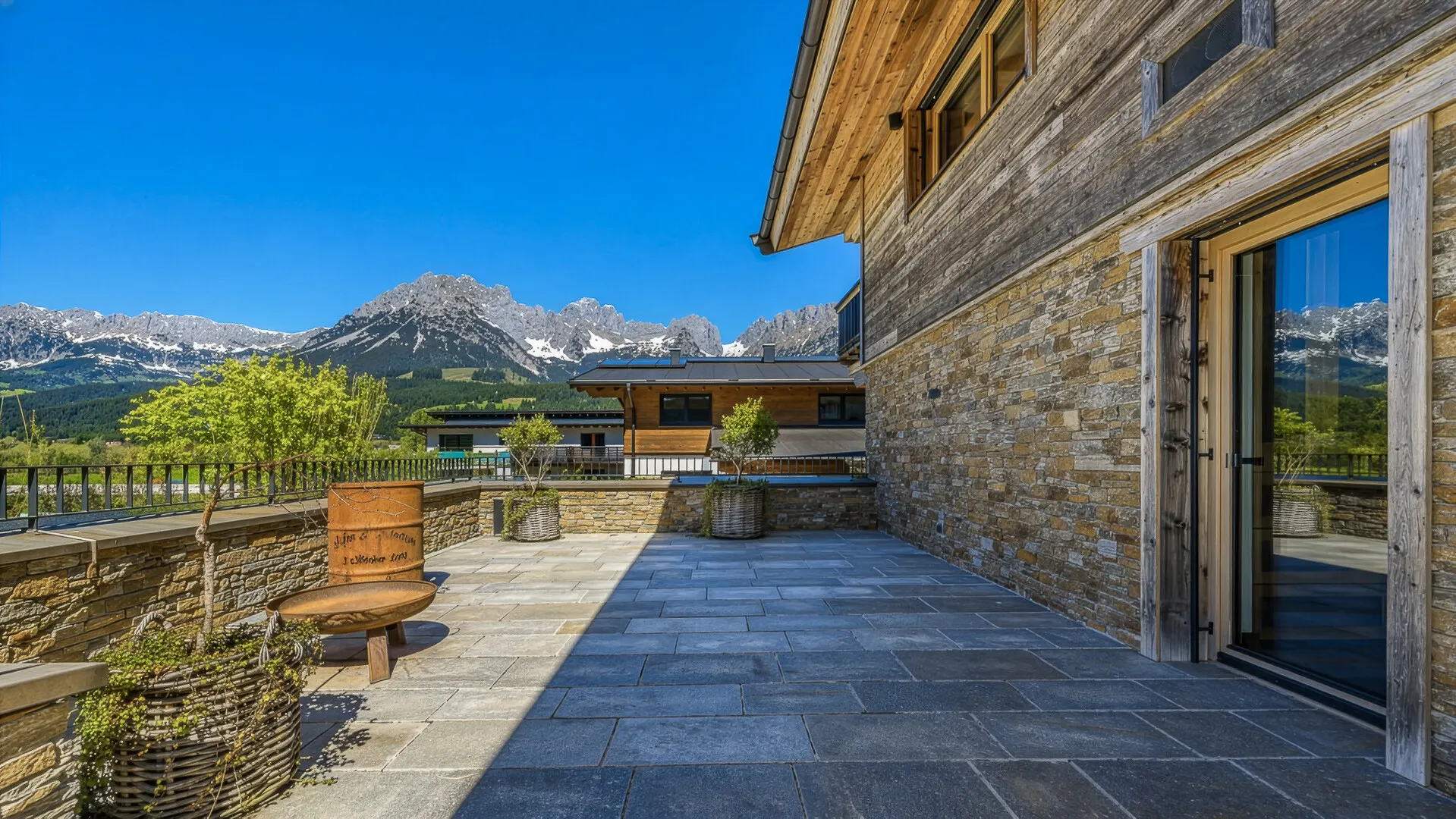KITZIMMO-Luxuschalet mit Kaiserblick in unmittelbar am Skilift kaufen - Immobilien Going.-8