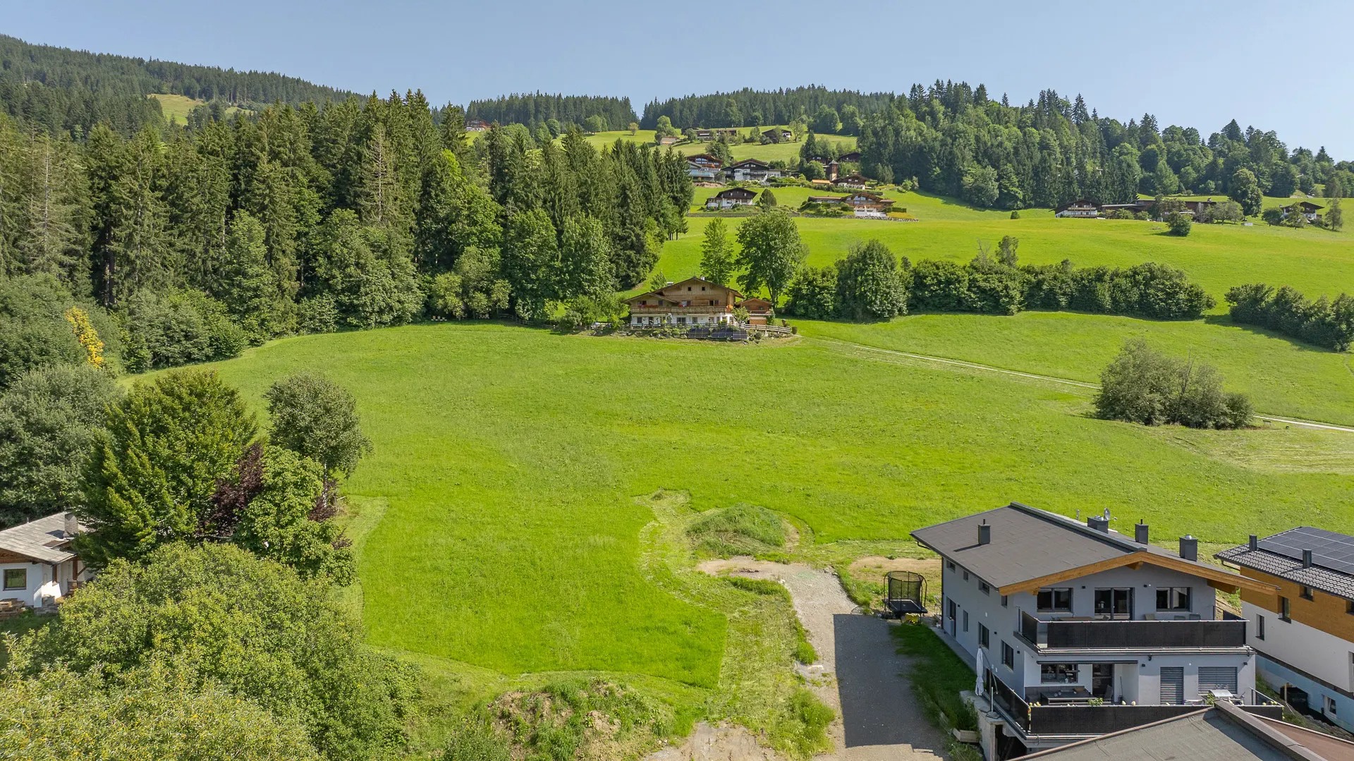 KITZIMMO-Baugrundstück in traumhafter Aussichtslage am Sonnberg - Immobilien Kirchberg.