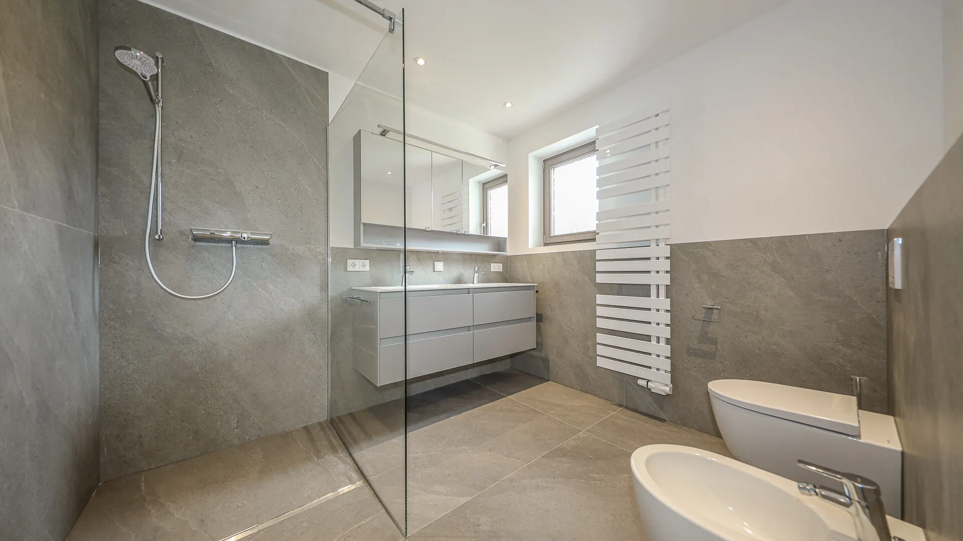 KITZIMMO-Mehrfamilienhaus in Toplage kaufen - Immobilien Ellmau Tirol.