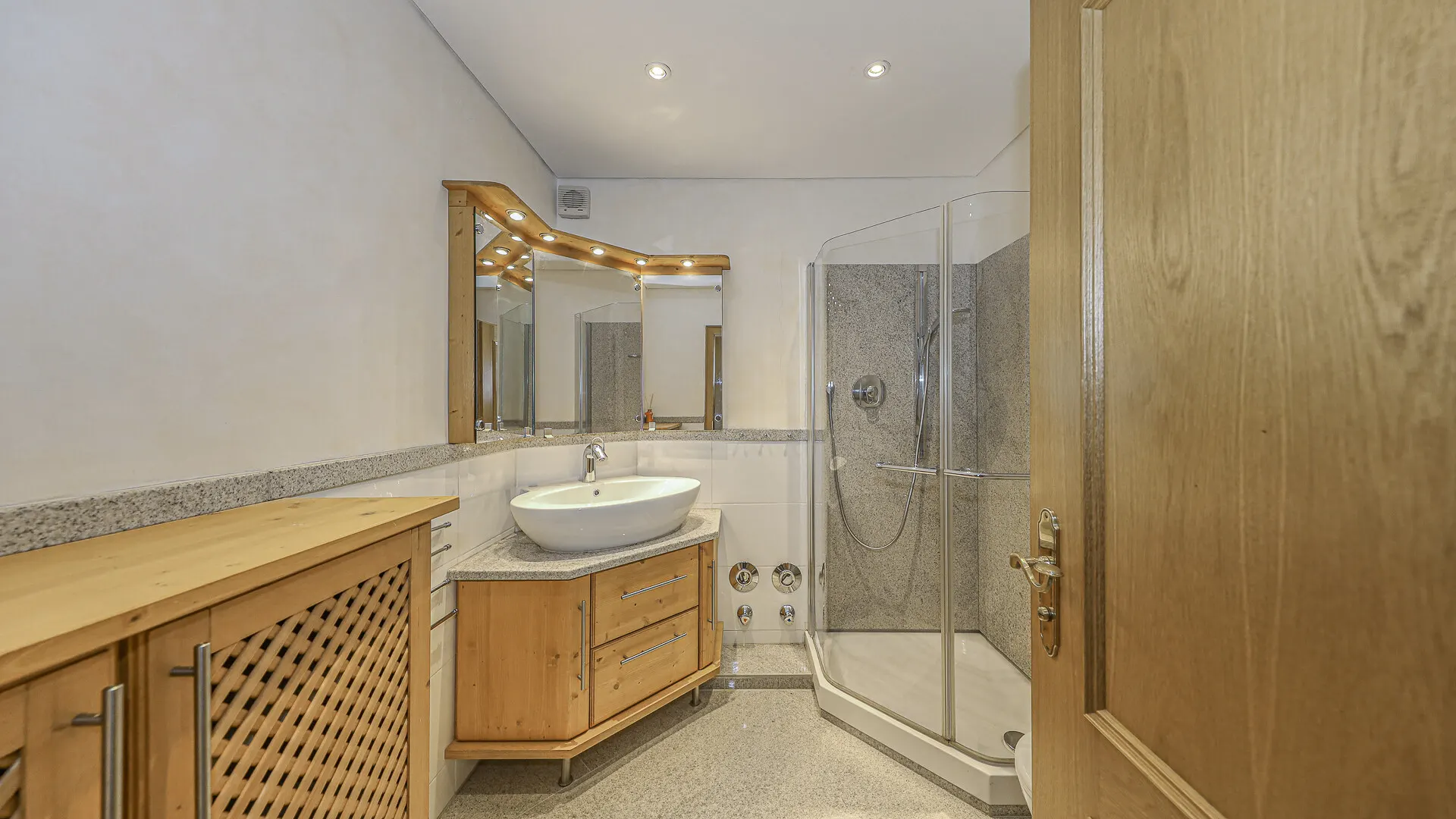 KITZIMMO-Freizeitwohnsitz in Toplage kaufen - Immobilien Kirchberg in Tirol.-1-10