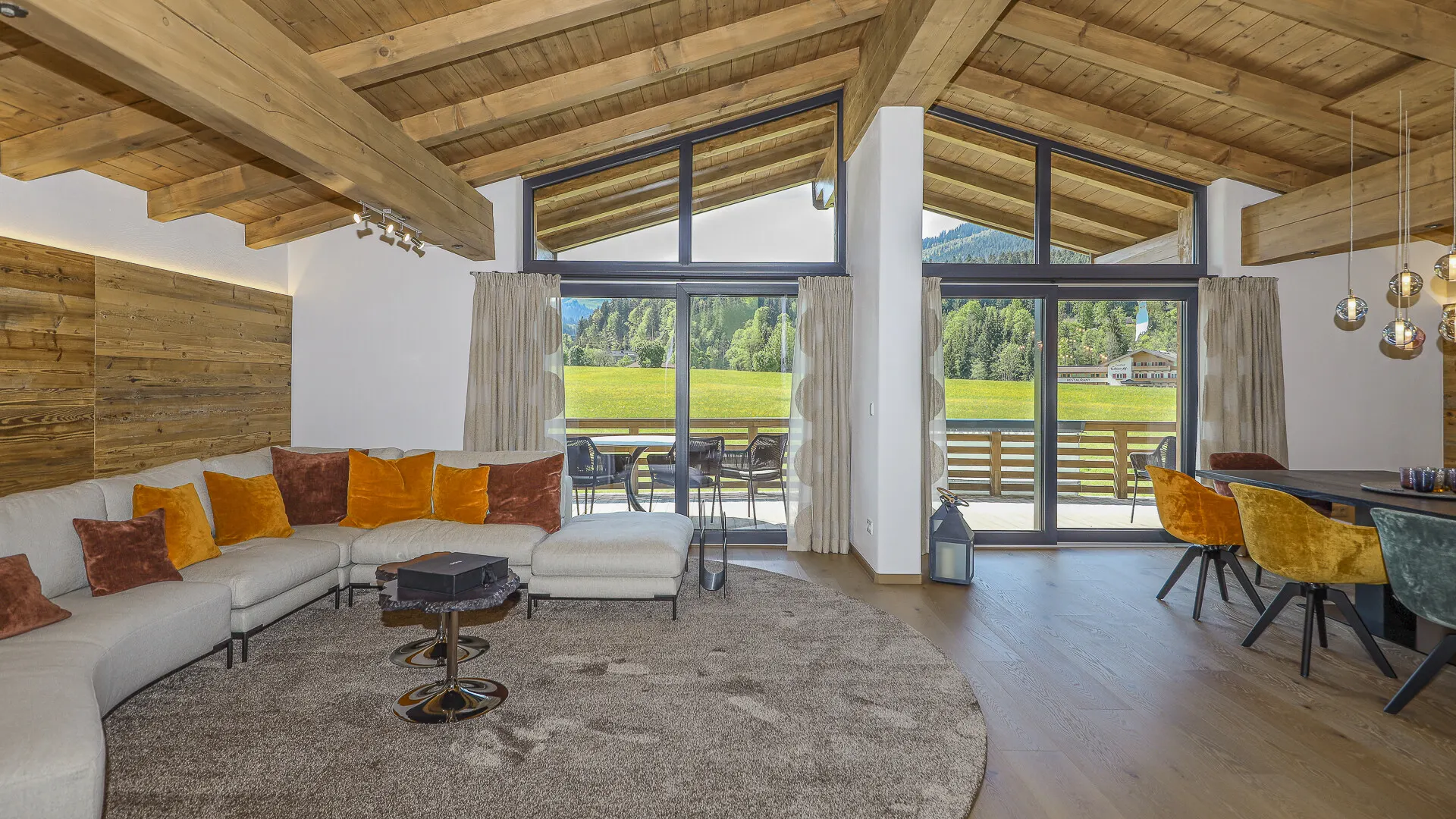 KITZIMMO-Luxuschalet mit Pool und Kaiserblick - Immobilien Ellmau.-4