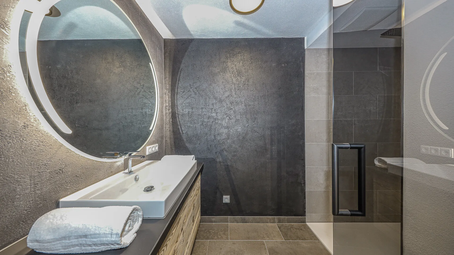 KITZIMMO-Luxuschalet mit Pool und Kaiserblick - Immobilien Ellmau.-21