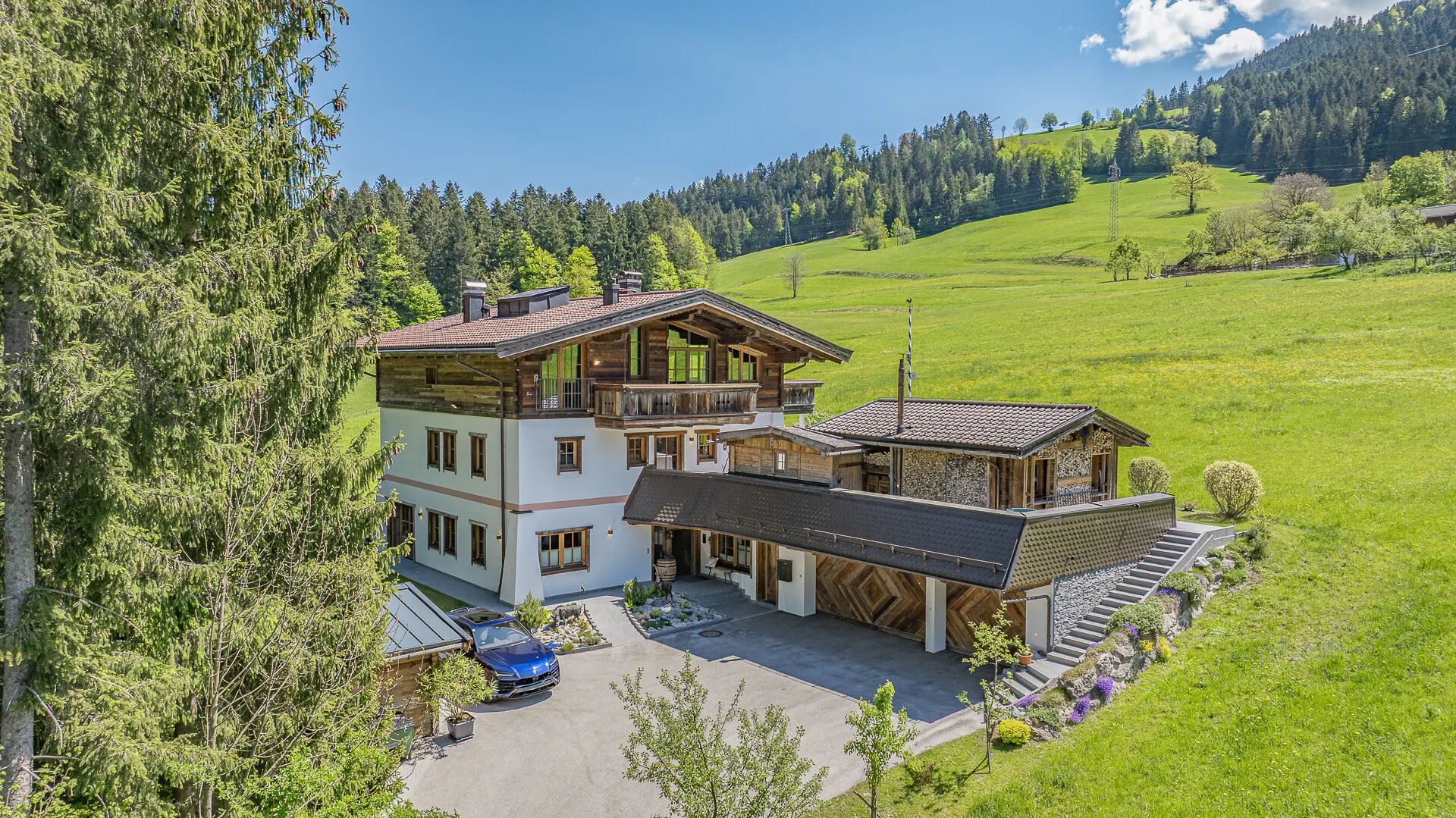 KITZIMMO-Luxusvilla mit Kaiserblick in Alleinlage kaufen - Immobilien Scheffau.-3