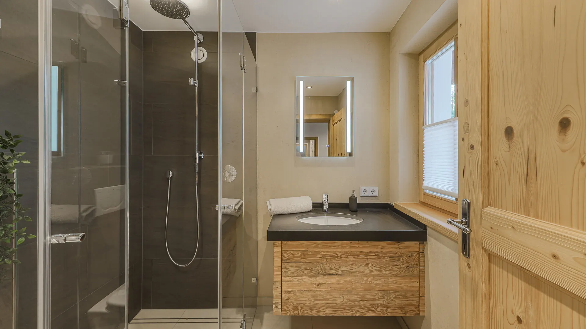 KITZIMMO-exklusives Luxuschalet kaufen Immobilie Ellmau Wilder Kaiser.-12