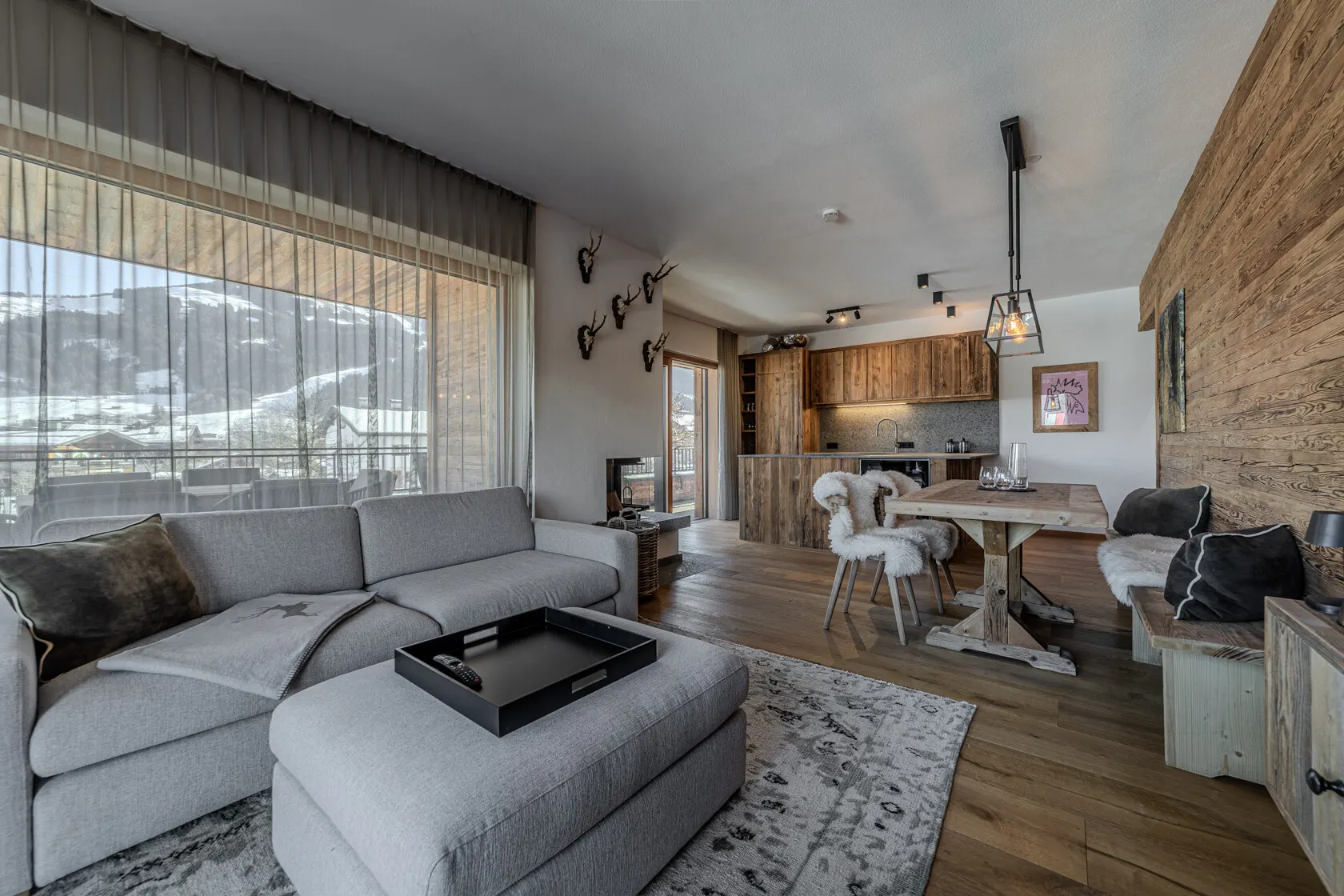 KITZIMMO-Luxuswohnung mit Kaiserblick in Toplage kaufen - Immobilien Oberndorf.