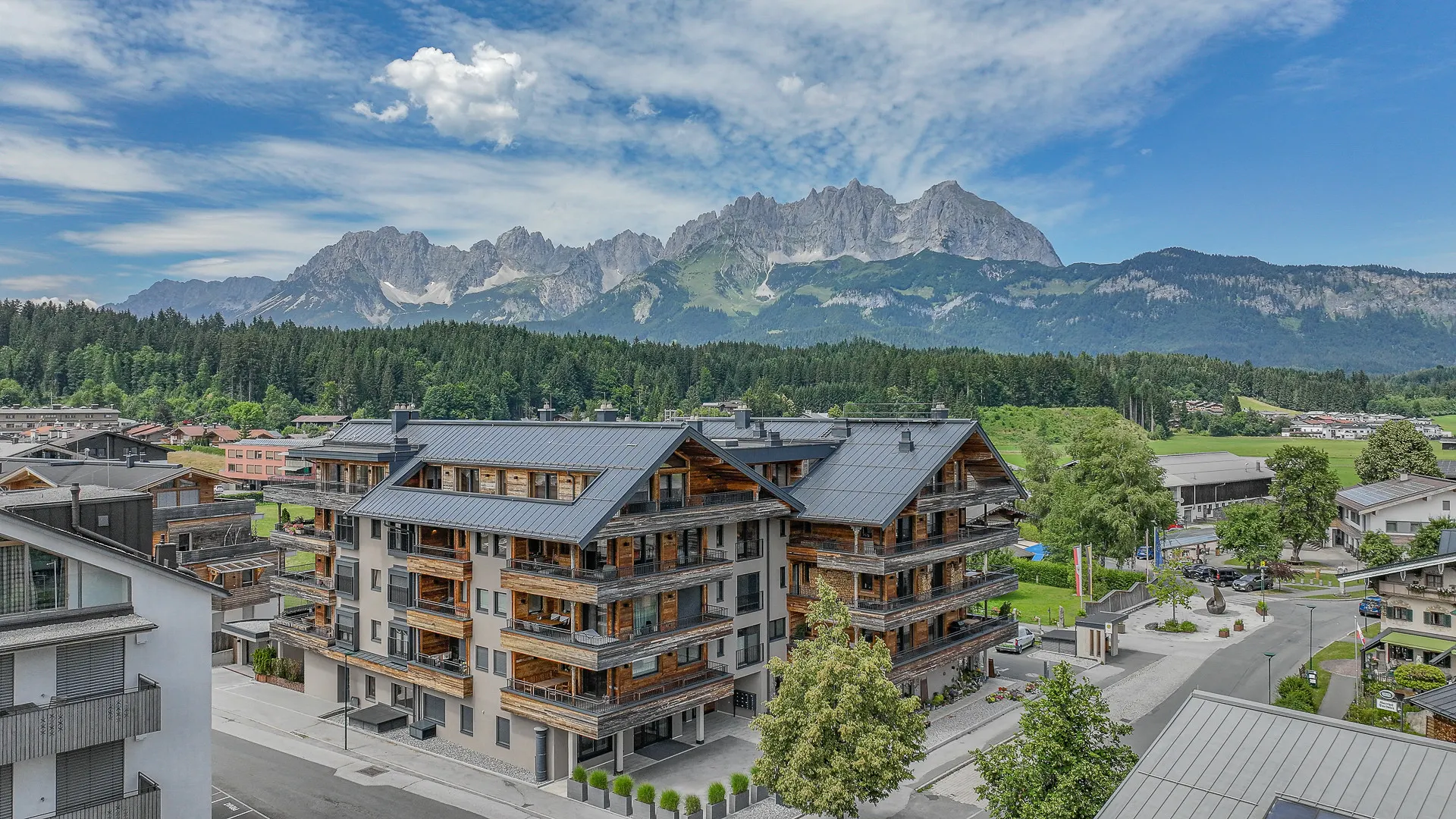 KITZIMMO-Luxuswohnung mit Kaiserblick in Toplage kaufen - Immobilien Oberndorf.