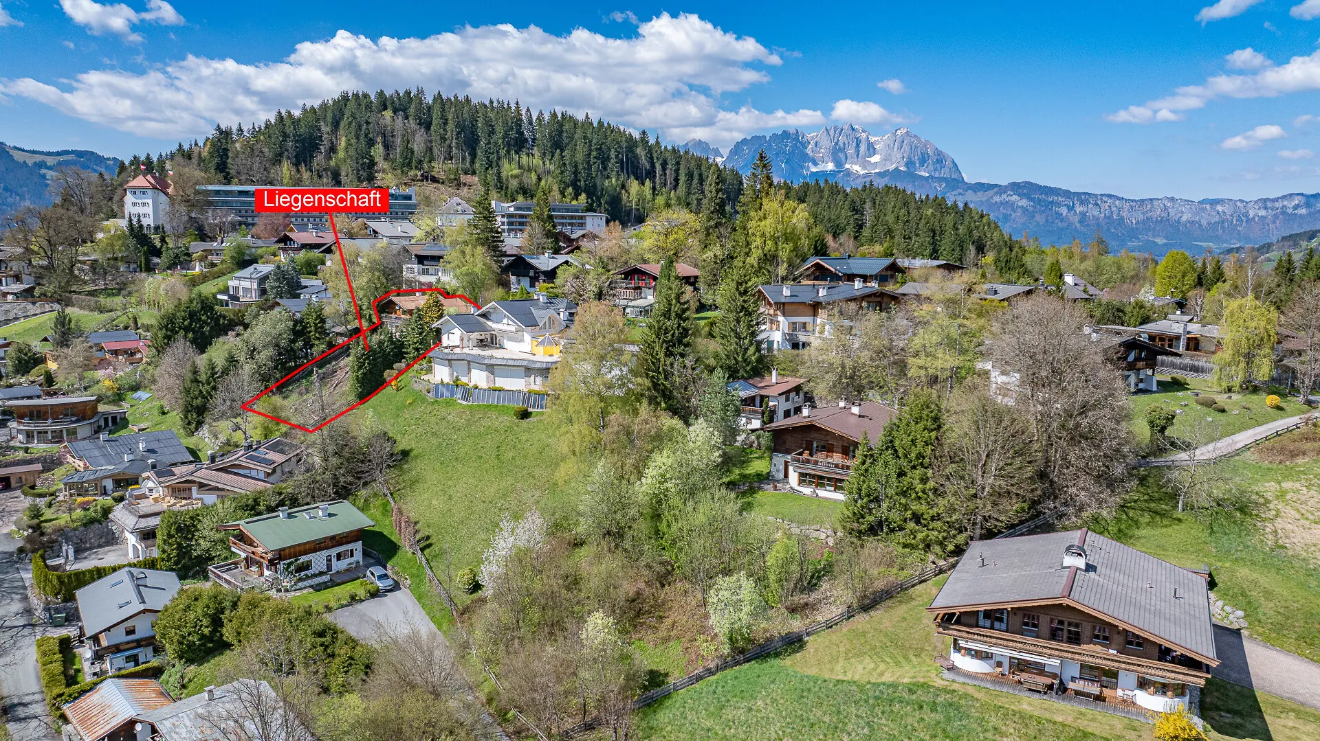 KITZIMMO-Luxusvilla in einzigartiger Toplage am Lebenberg kaufen - Immobilien Kitzbühel.