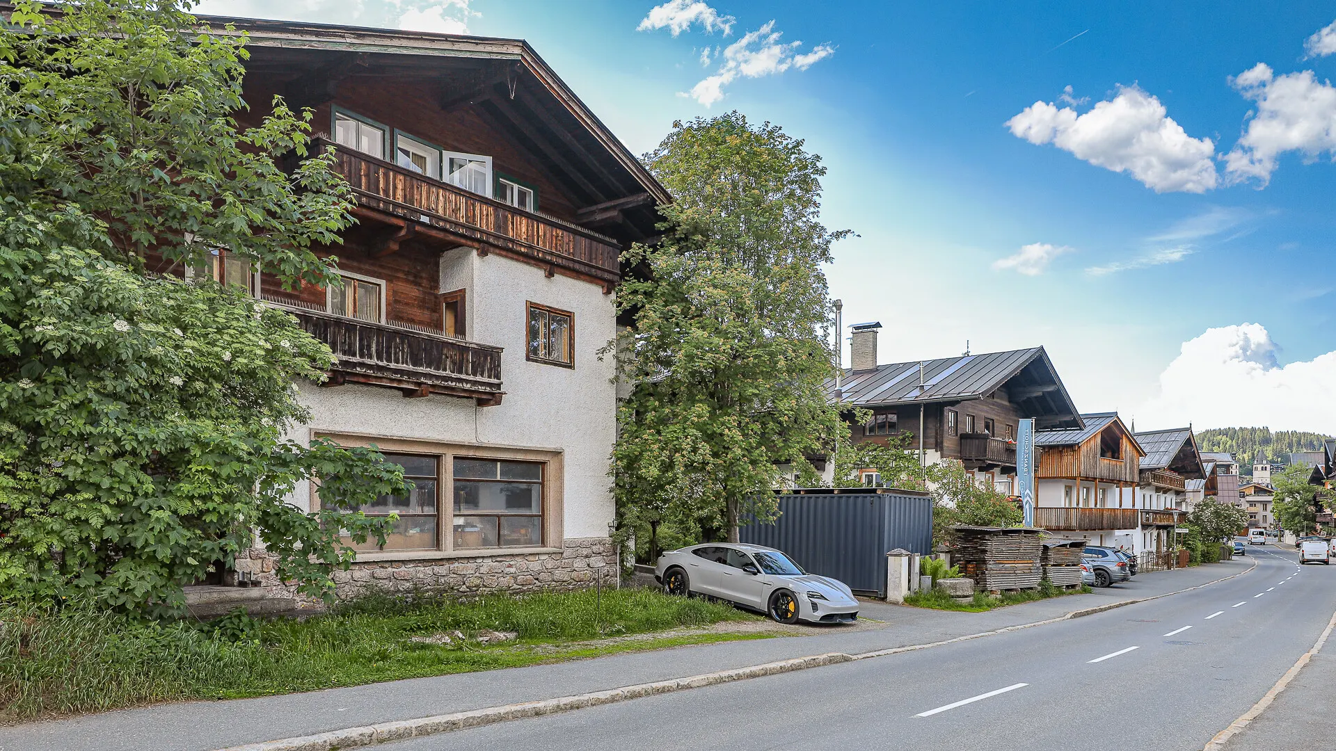 KITZIMMO-Stadthaus im Zentrum mit großem Potenzial kaufen - Immobilien Kitzbühel.