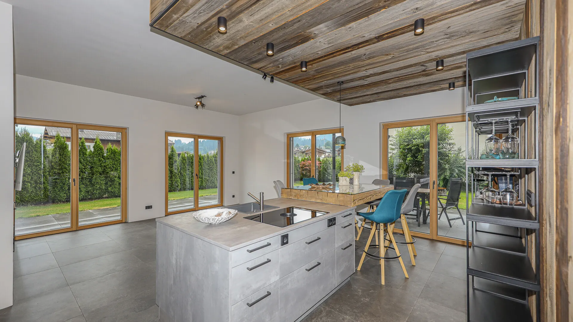 KITZIMMO - Luxusgartenwohnung mieten in Oberndorf in Toplage-6-7