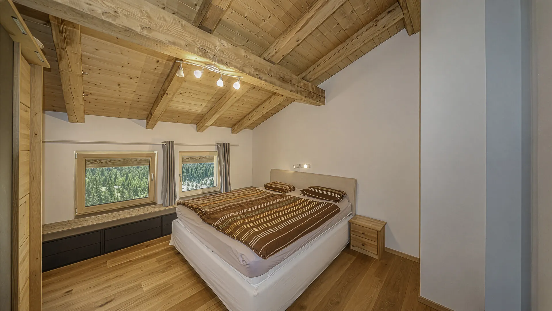 KITZIMMO-Penthouse mit Freizeitwohnsitz in einem Bauernhaus in Alleinlage - Immobilien Westendorf.