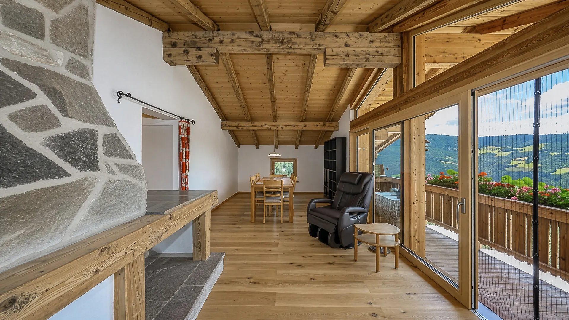 KITZIMMO-Penthouse mit Freizeitwohnsitz in einem Bauernhaus in Alleinlage - Immobilien Westendorf.