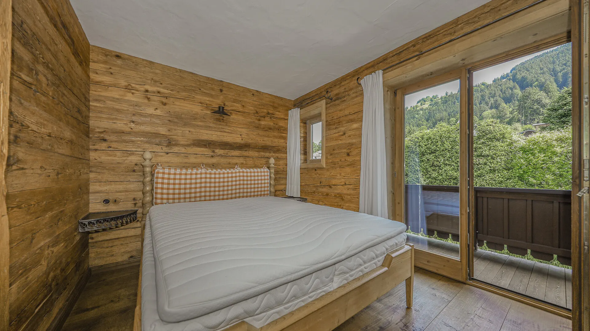 Exklusive Dachgeschosswohnung am Sonnberg mit Blick über Kitzbühel - KITZIMMO