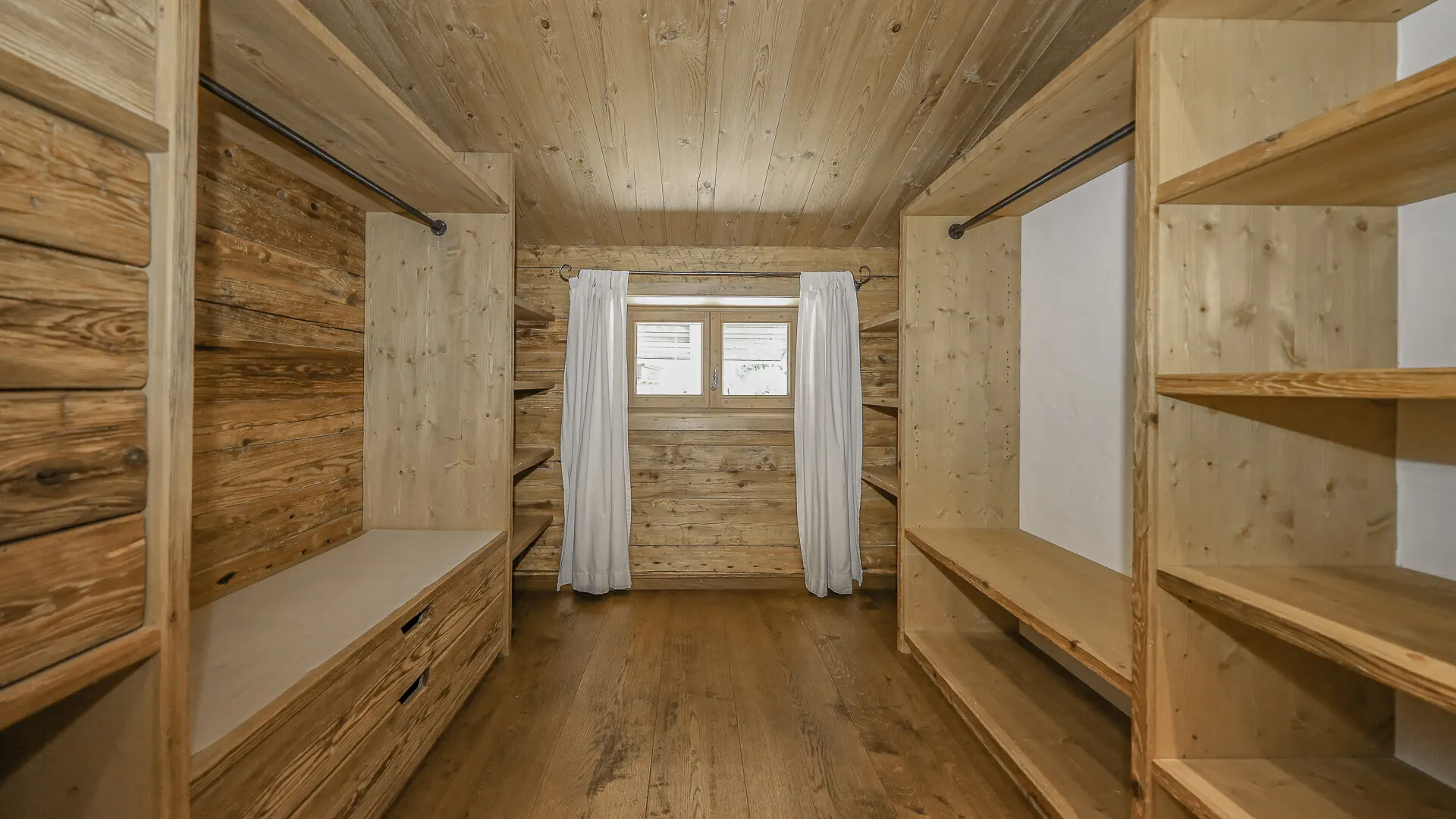 Exklusive Dachgeschosswohnung am Sonnberg mit Blick über Kitzbühel - KITZIMMO