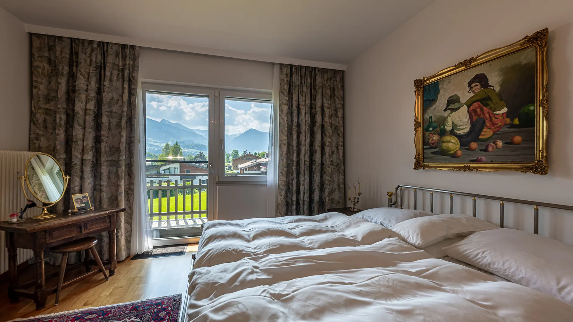 KITZIMMO-Domizil mit Potenzial in zentrumsnaher Ruhelage - Ski Out - Immobilien Kitzbühel.