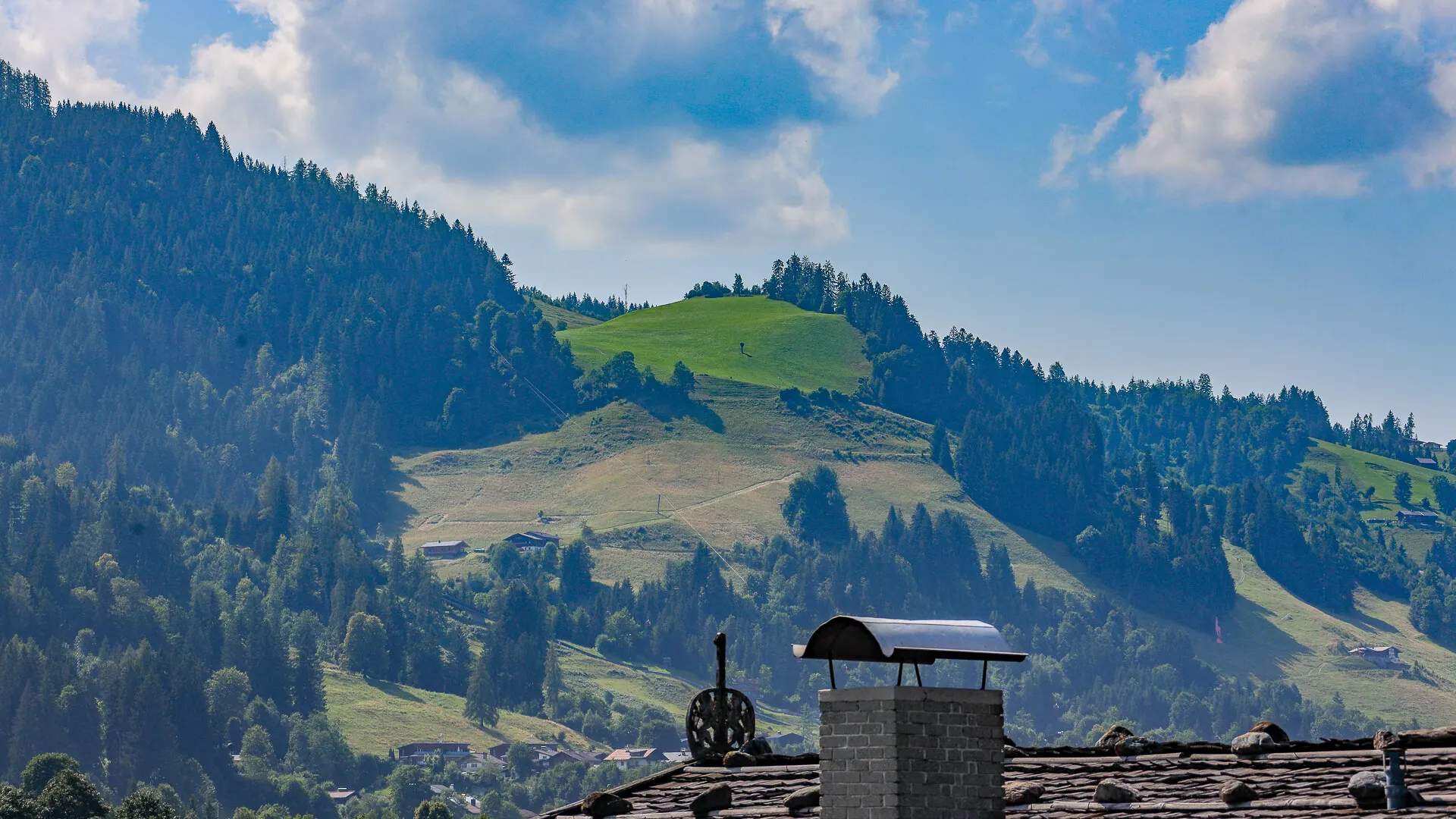 KITZIMMO-Baugrundstück mit Altbestand auf der Bichlalm kaufen - Immobilien Kitzbühel.-1-4-11